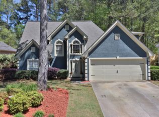 2071 Huntcliff Dr, Lawrenceville, GA 30043