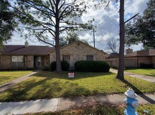 13921 Bonnercrest Dr, Houston, TX 77083