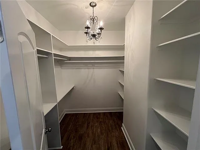 2708 Volpe Dr — Photo 9
