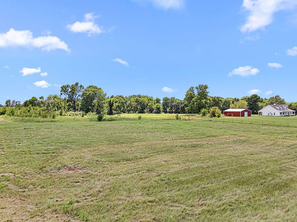 1st image of County Road 152 W