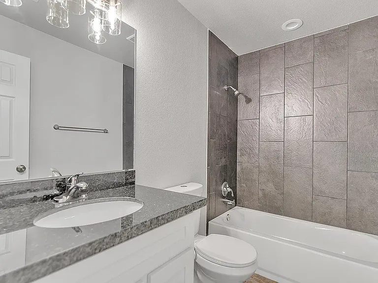 1275 Cantu Rd — Photo 7