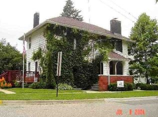 105 North St, Stoughton, WI 53589