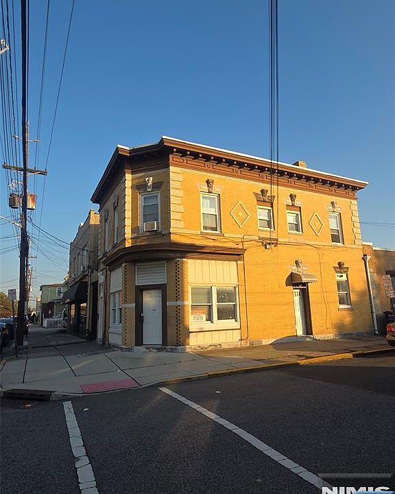 1st image of 75-79 Lodi St 1B