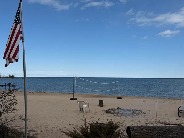 3855 Cajon Beach Rd, Alpena, MI 49707
