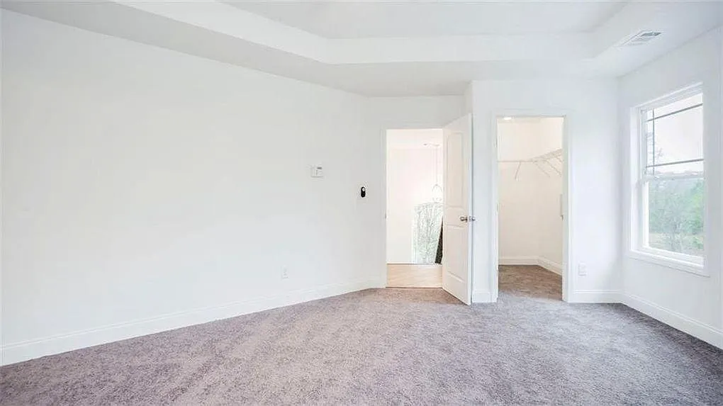 722 Rose Palm Ln — Photo 4
