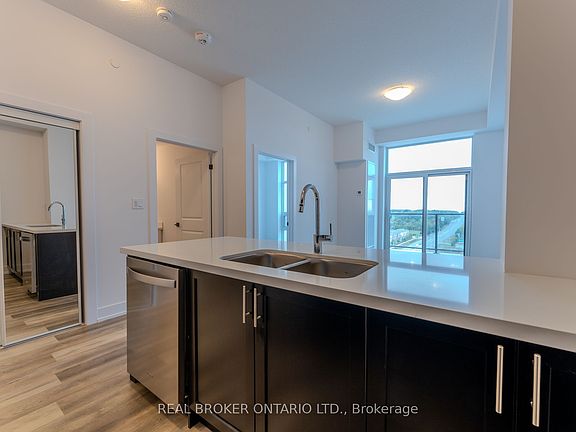 5th image of 470 Dundas St E #1207