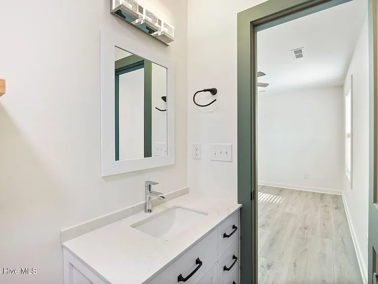 757 Silver Lake Rd — Photo 19