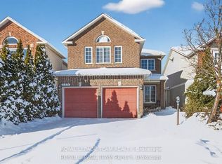 135 Stoneway Dr, Ottawa, ON K2G6P5