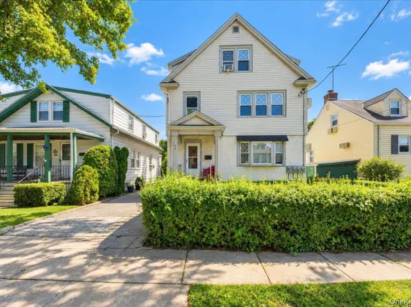 448 4th Ave #2, Pelham, NY 10803