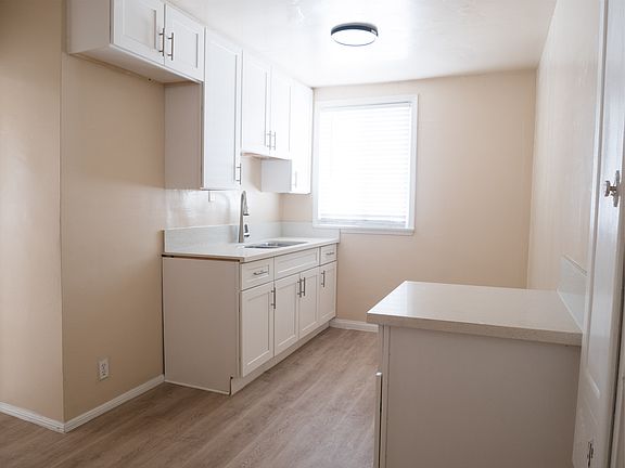 3rd image of 4532 N Banner Dr APT 3