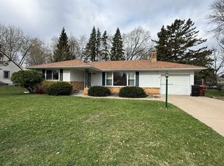 2187 Burr St, Saint Paul, MN 55117