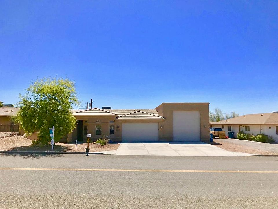 1st image of 3040 Caravelle Dr