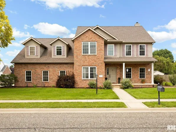 1837 Greenfield Dr, Morton, IL 61550