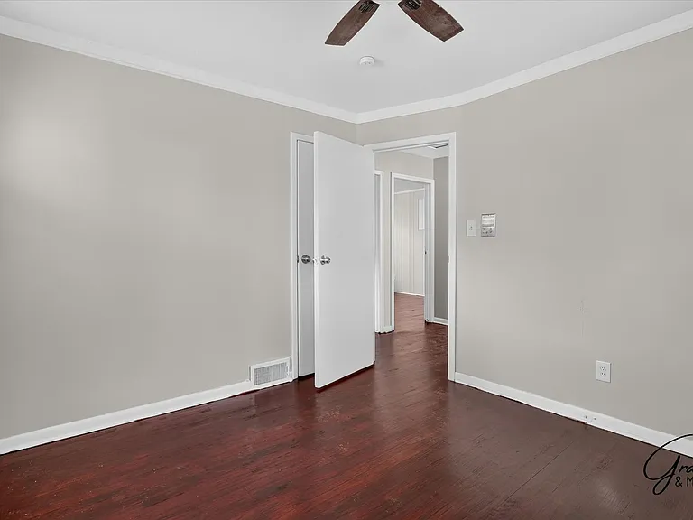1619 Progress Ave — Photo 17