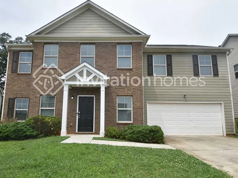 439 Village Broad St — Photo 1