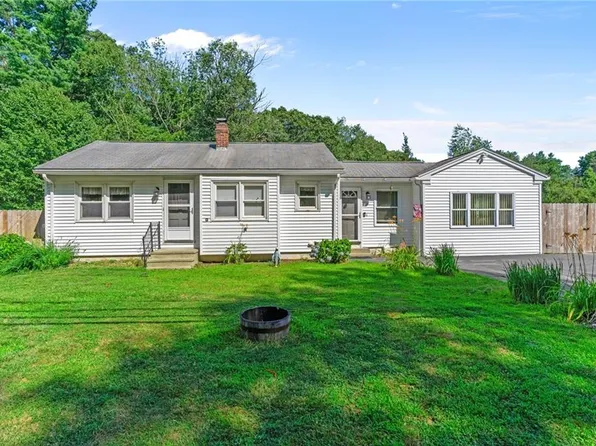 1165 Tarkiln Rd, Burrillville, RI 02830