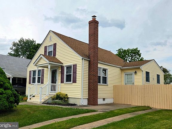 3rd image of 2623 Ambler Rd