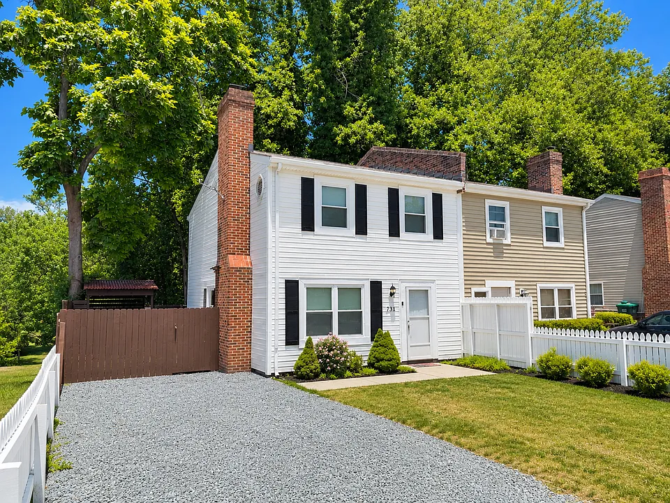 731 Orangedale Ave