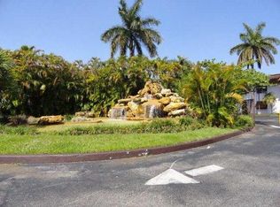 9390 SW 77th Ave APT D3, Miami, FL 33156