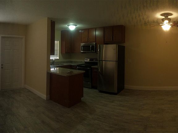4th image of 6600 SW 39th St APT B2