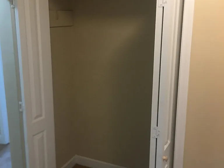 115 Carole Dr — Photo 9