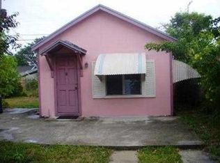 1020 N East St, Lake Worth, FL 33460