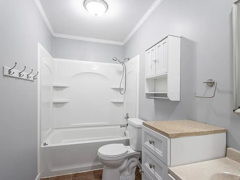 63 Robinson St — Photo 20