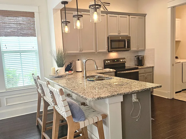 7711 Monarch Dr — Photo 9