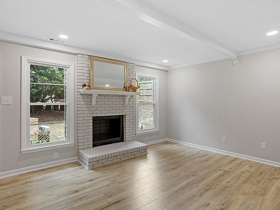 4th image of 107 Bonnell Ct