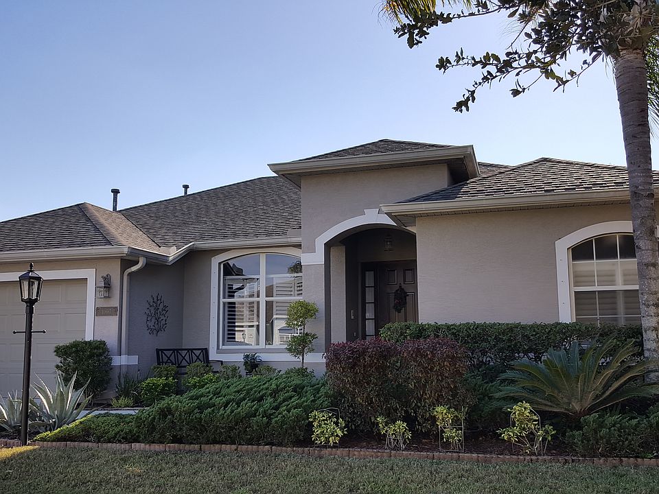 Front View of Home