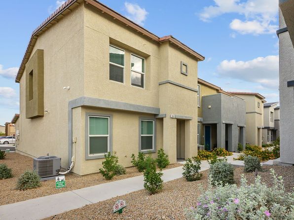 9911 Dandelion Hills St