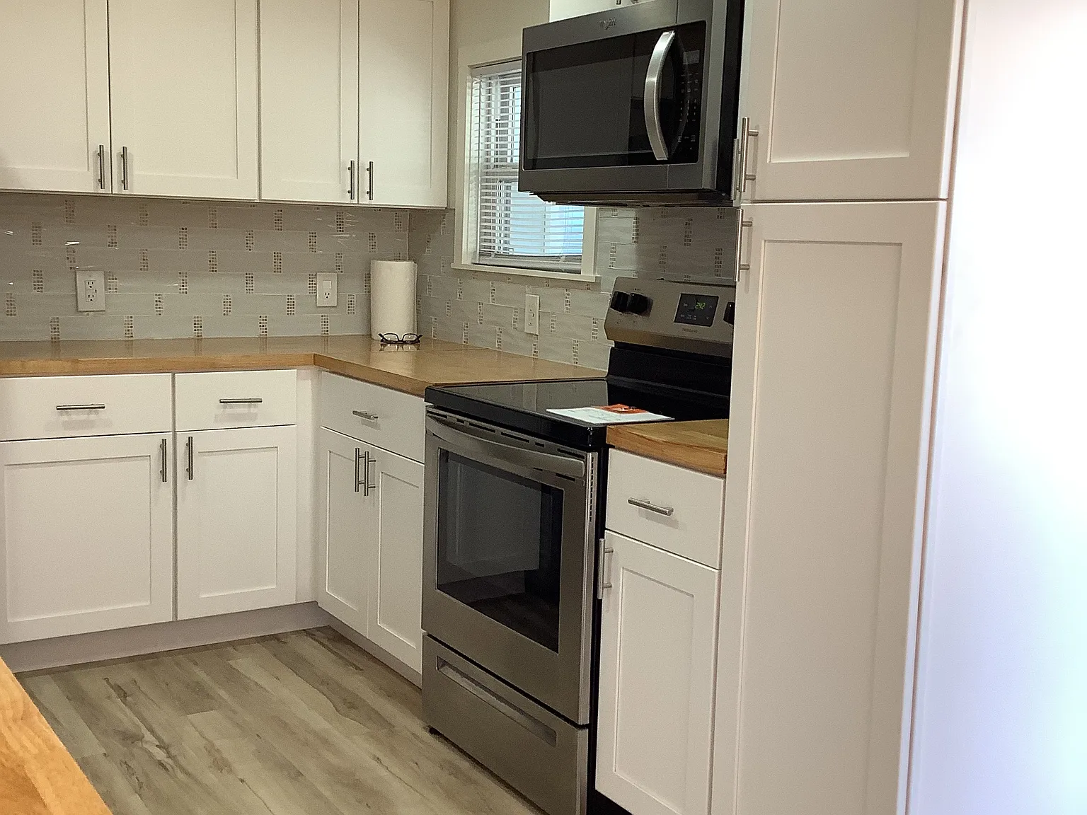 2 bed, 1085 sqft, $1,679 — Photo 2