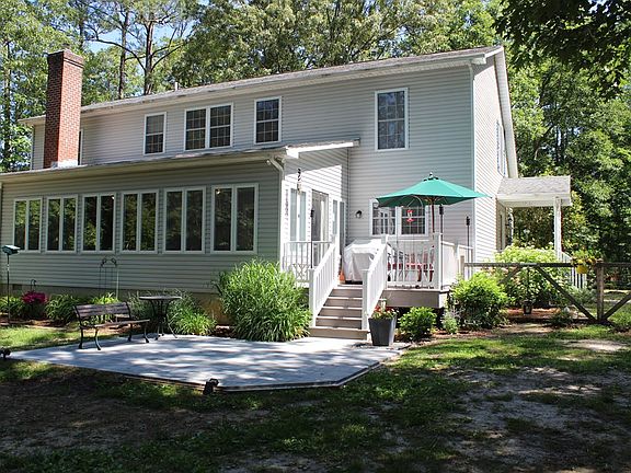 4th image of 160 Cypress Ln