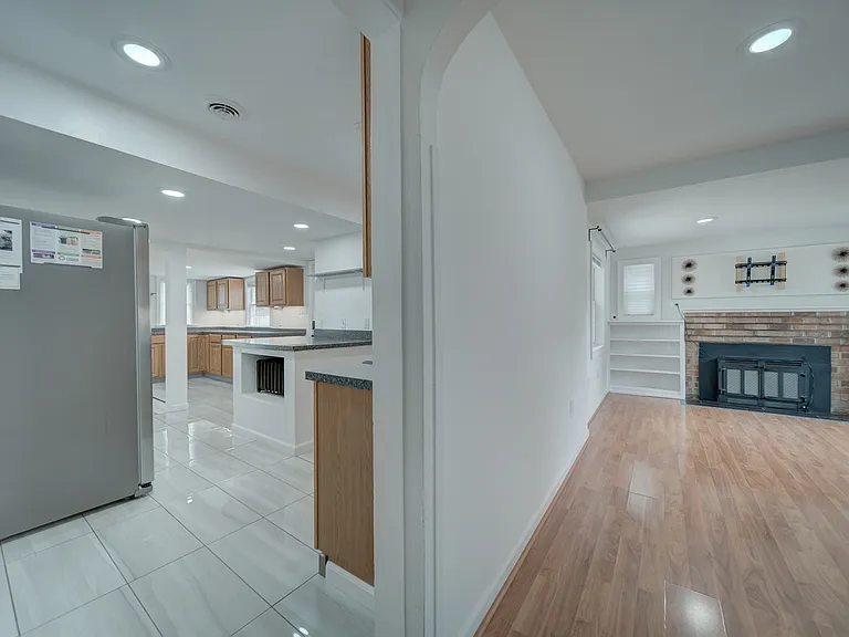 6625 Harrison Ln — Photo 19