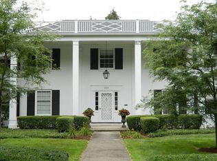 335 North Ave, Batavia, IL 60510