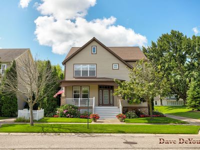 652 Cedar Square St, Holland, MI, 49423
