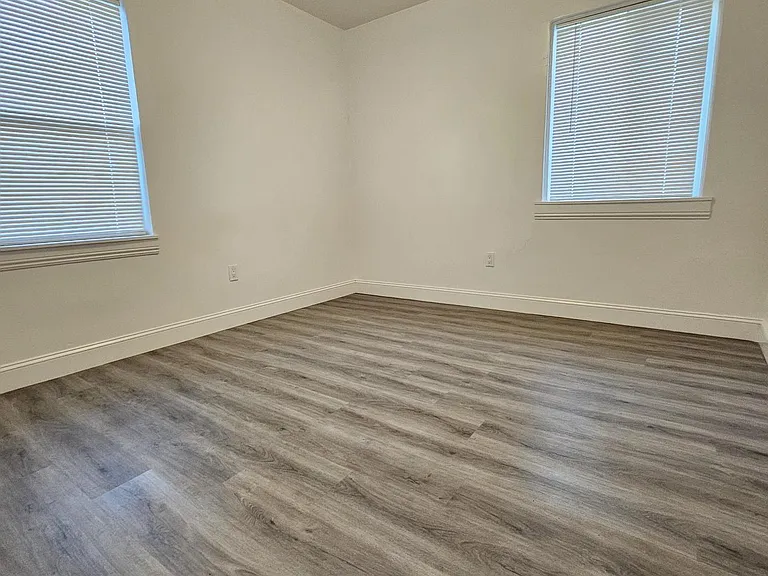 2069 Solano Way — Photo 9