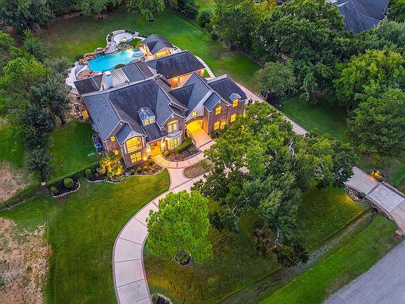 3rd image of 59 Florham Park Dr