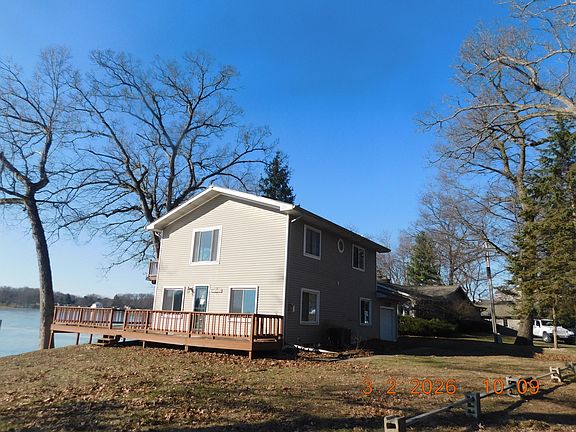 2nd image of 57586 Gearhart Landing Rd