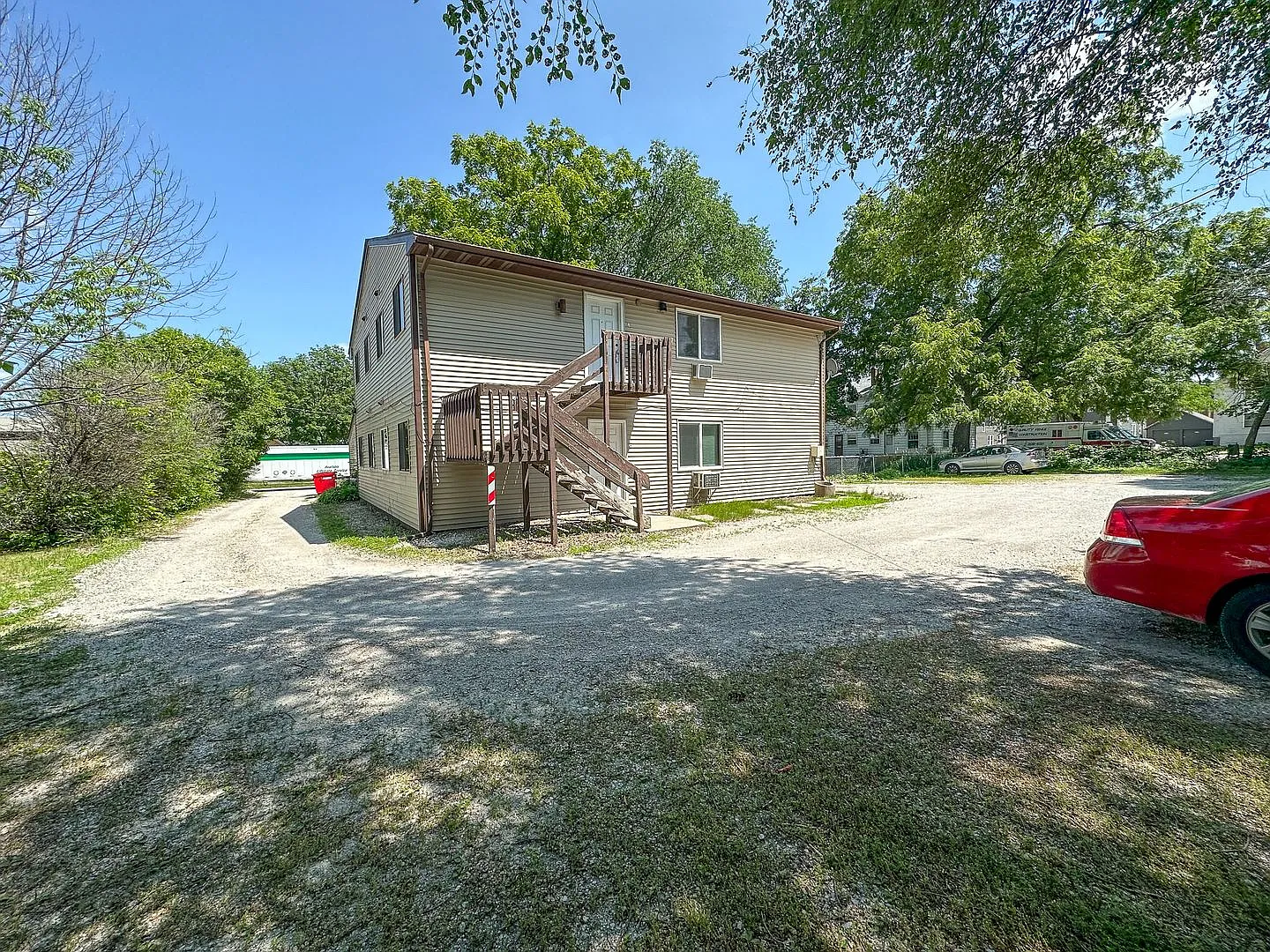 321 Stanton — Photo 4
