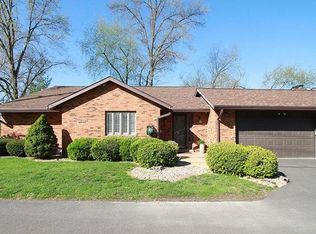 7620 Foley Dr, Belleville, IL 62223