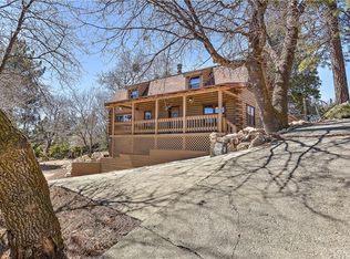 30484 Live Oak Dr, Running Springs, CA 92382