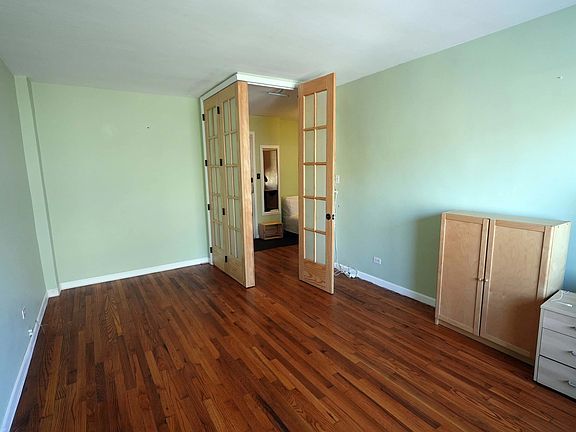 4th image of 64-35 Yellowstone Blvd #3R