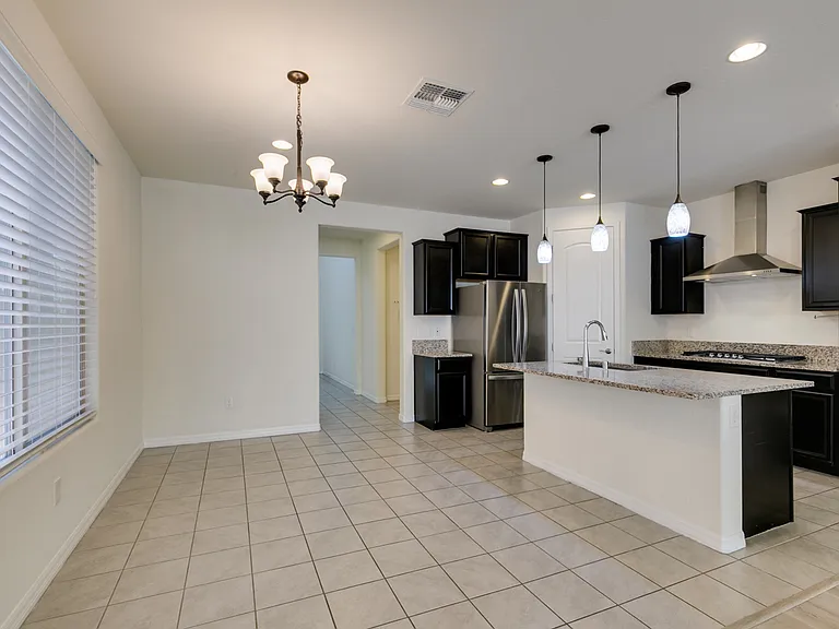 135 Berneri Dr — Photo 7