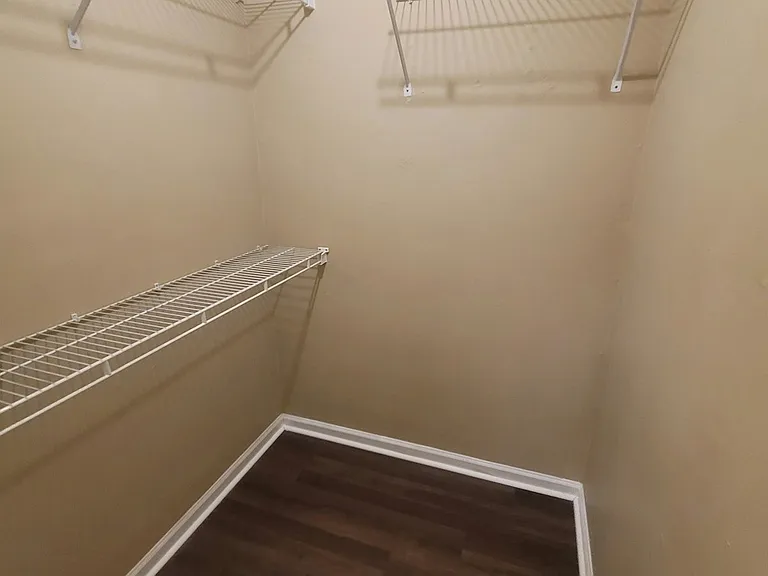 Master walkin closet
