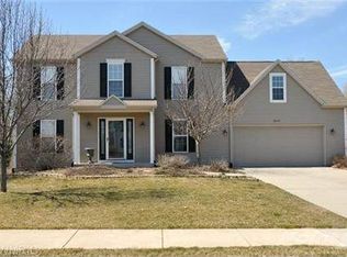4072 Michelle Dr, Saint Joseph, MI 49085