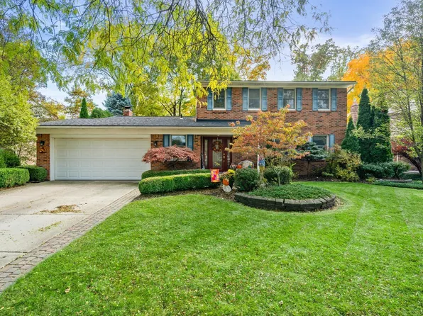 2148 Michele Dr, Troy, MI 48085