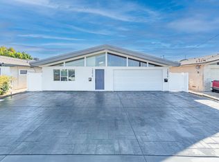 13010 Hartland St, North Hollywood, CA 91605