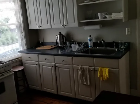 598 Wickenden St #1R, Providence, RI 02903