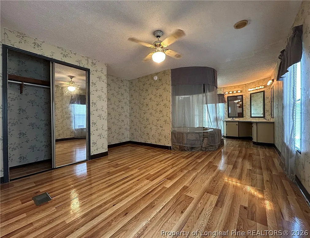 2 bed, 2.0 bath, 728 sqft, $1,000 — Photo 4